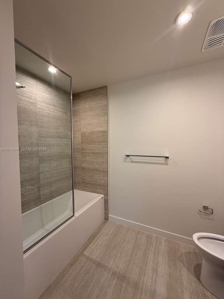 DOMUS FLATS - Residential
