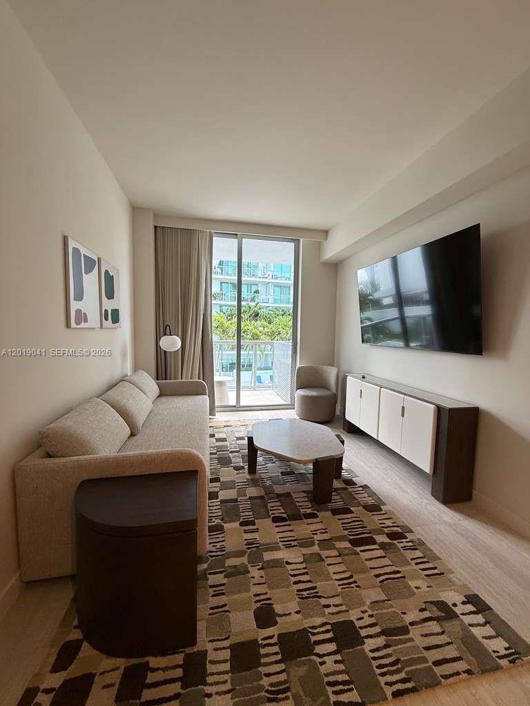 DOMUS FLATS - Residential