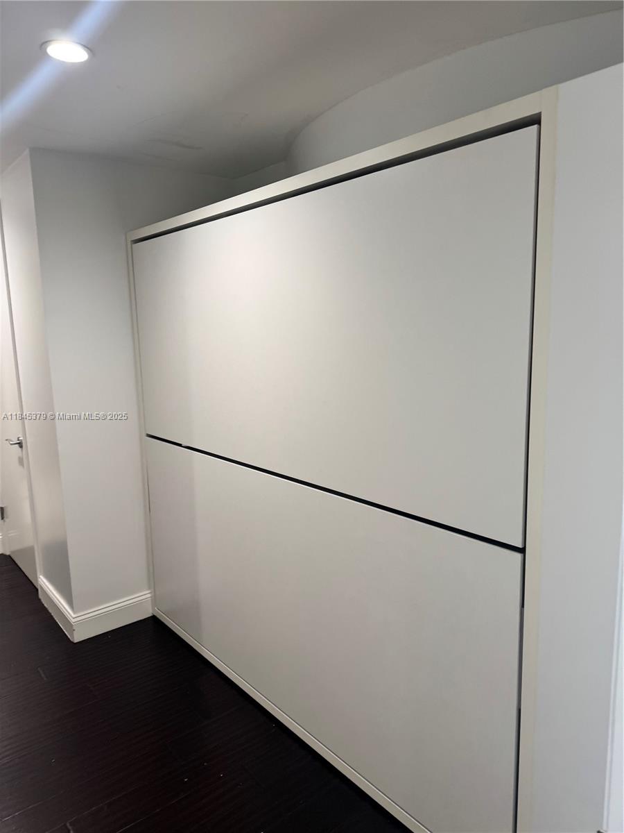 JADE BEACH CONDO - Residential Lease