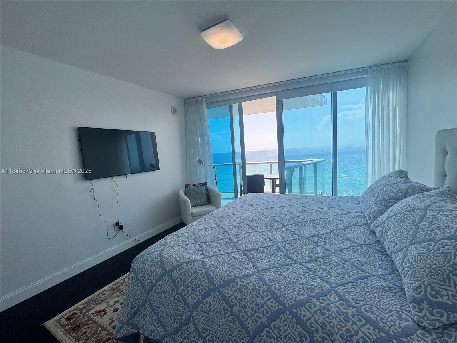 JADE BEACH CONDO - Residential Lease