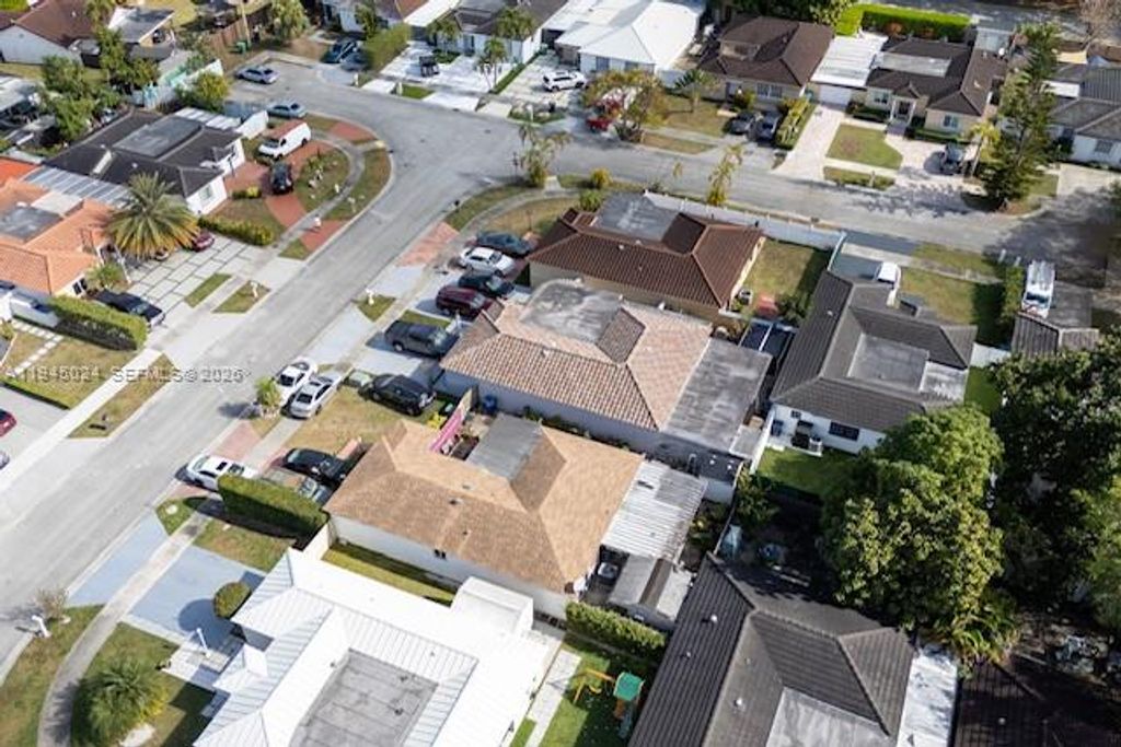 Photo of 14726 SW 82nd Ter, Miami, FL 33193 (MLS # A11945024)