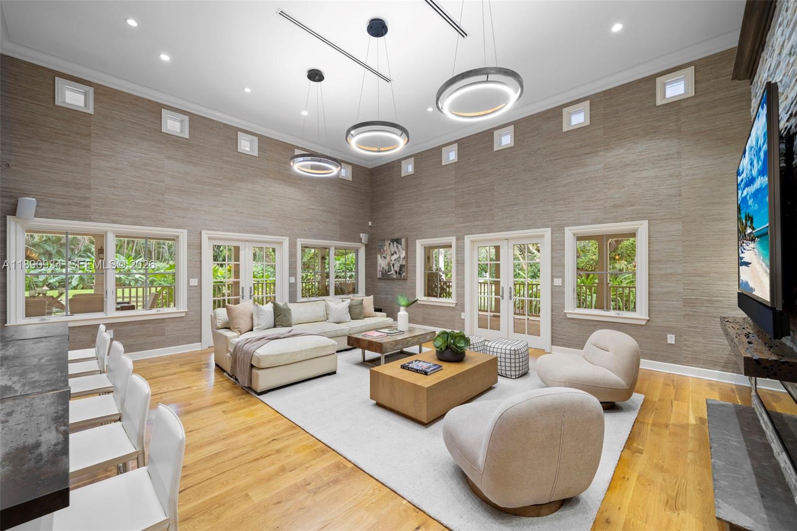 KERRWOOD OAKS - Residential