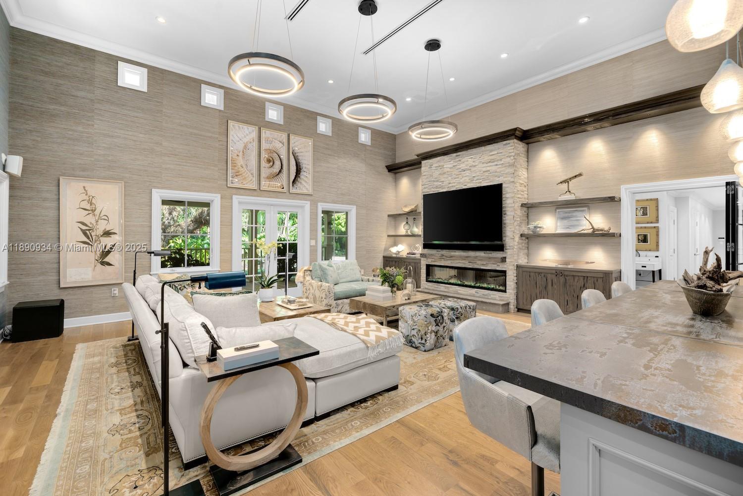 KERRWOOD OAKS - Residential