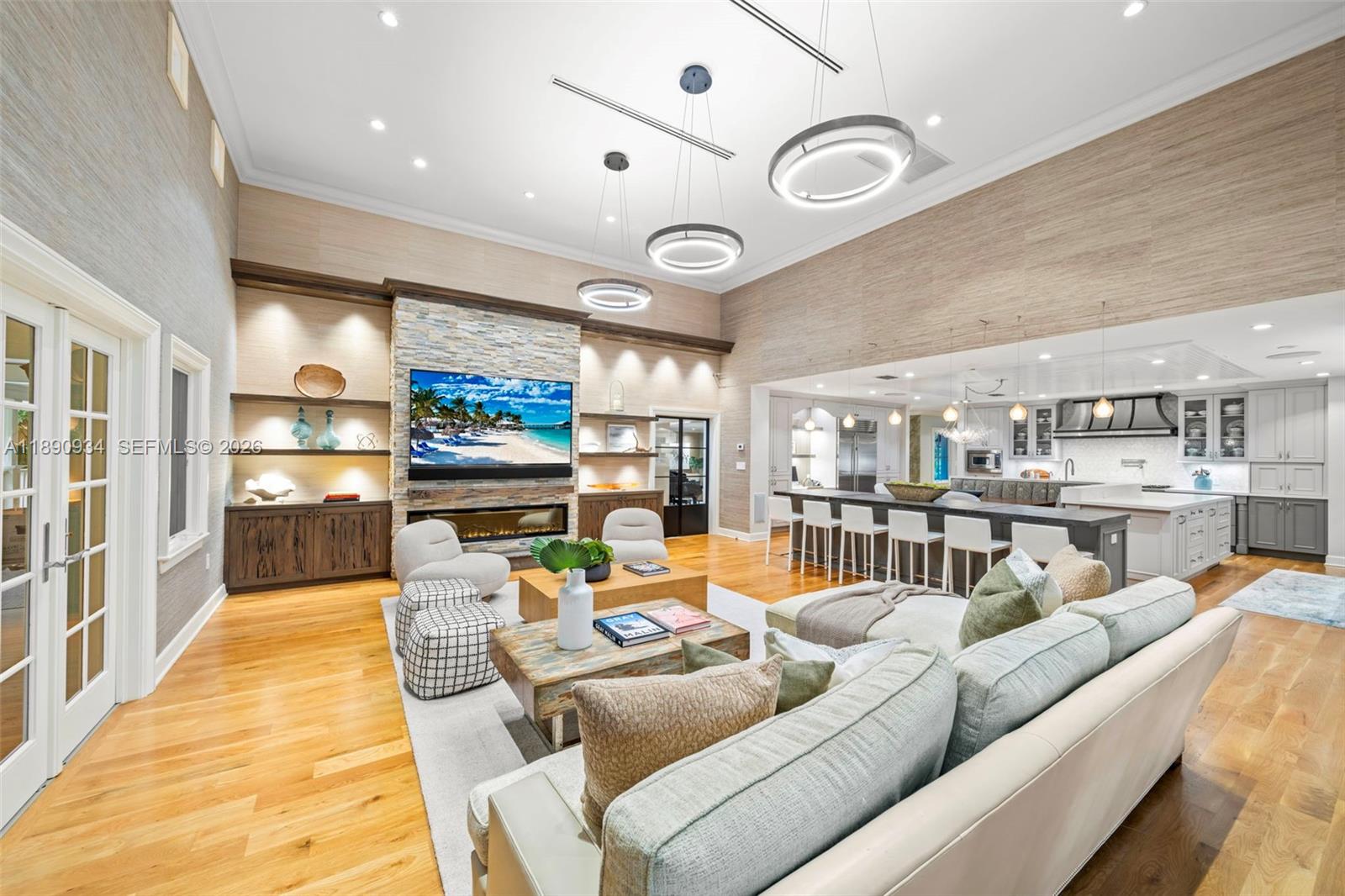 KERRWOOD OAKS - Residential