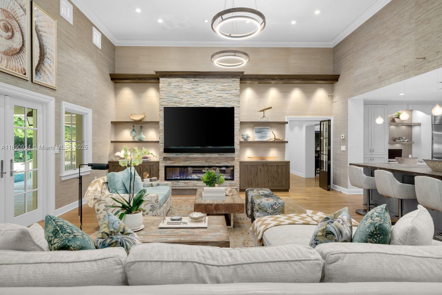 KERRWOOD OAKS - Residential