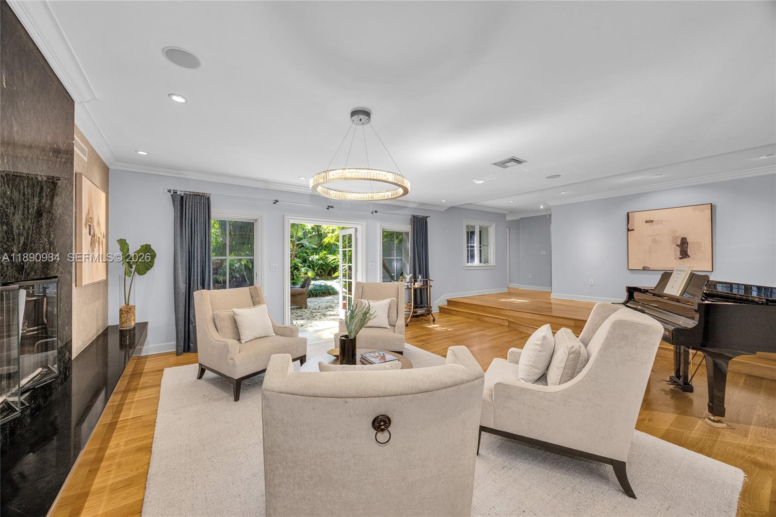 5400 Kerwood Oaks Dr