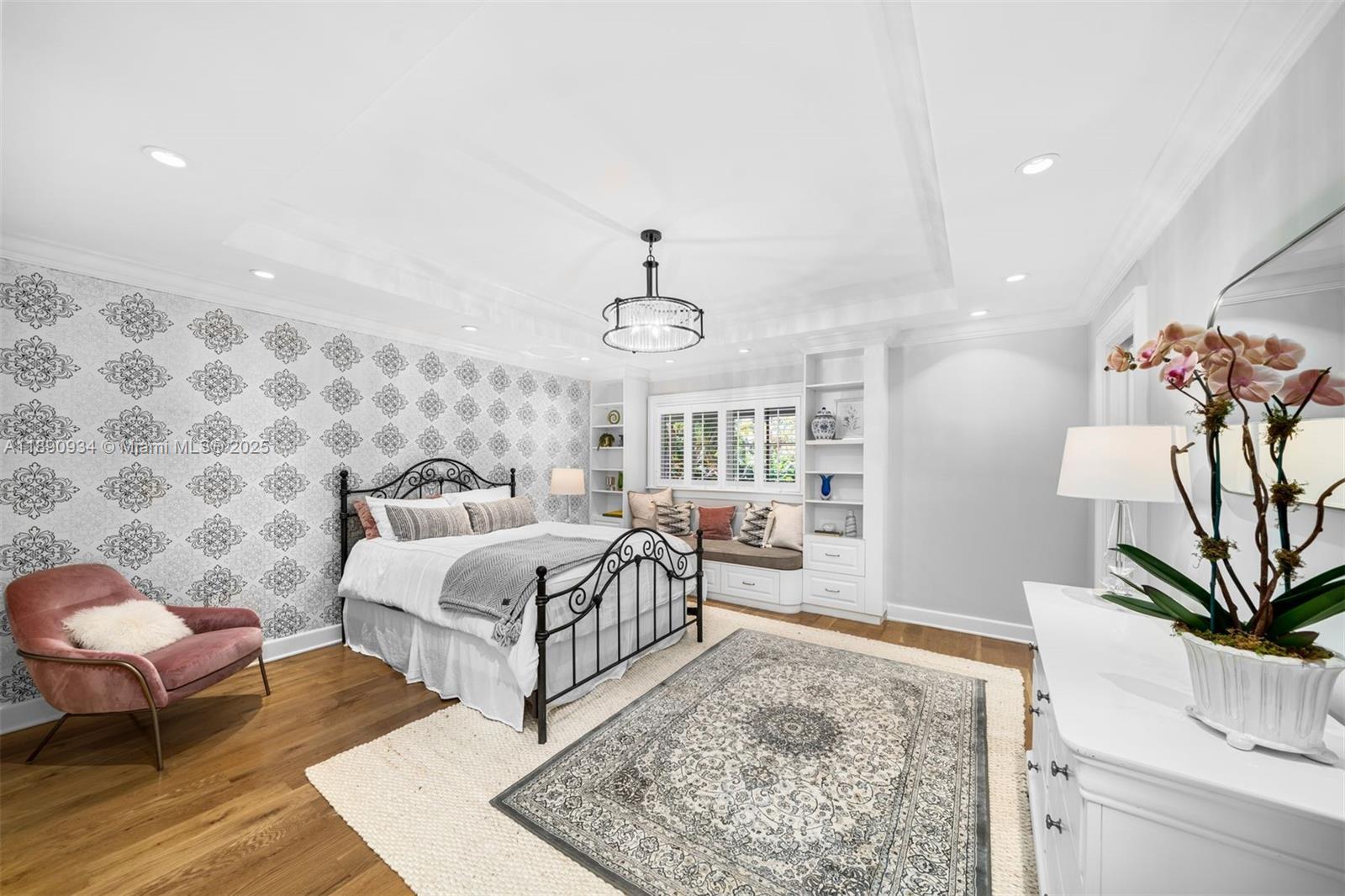 KERRWOOD OAKS - Residential