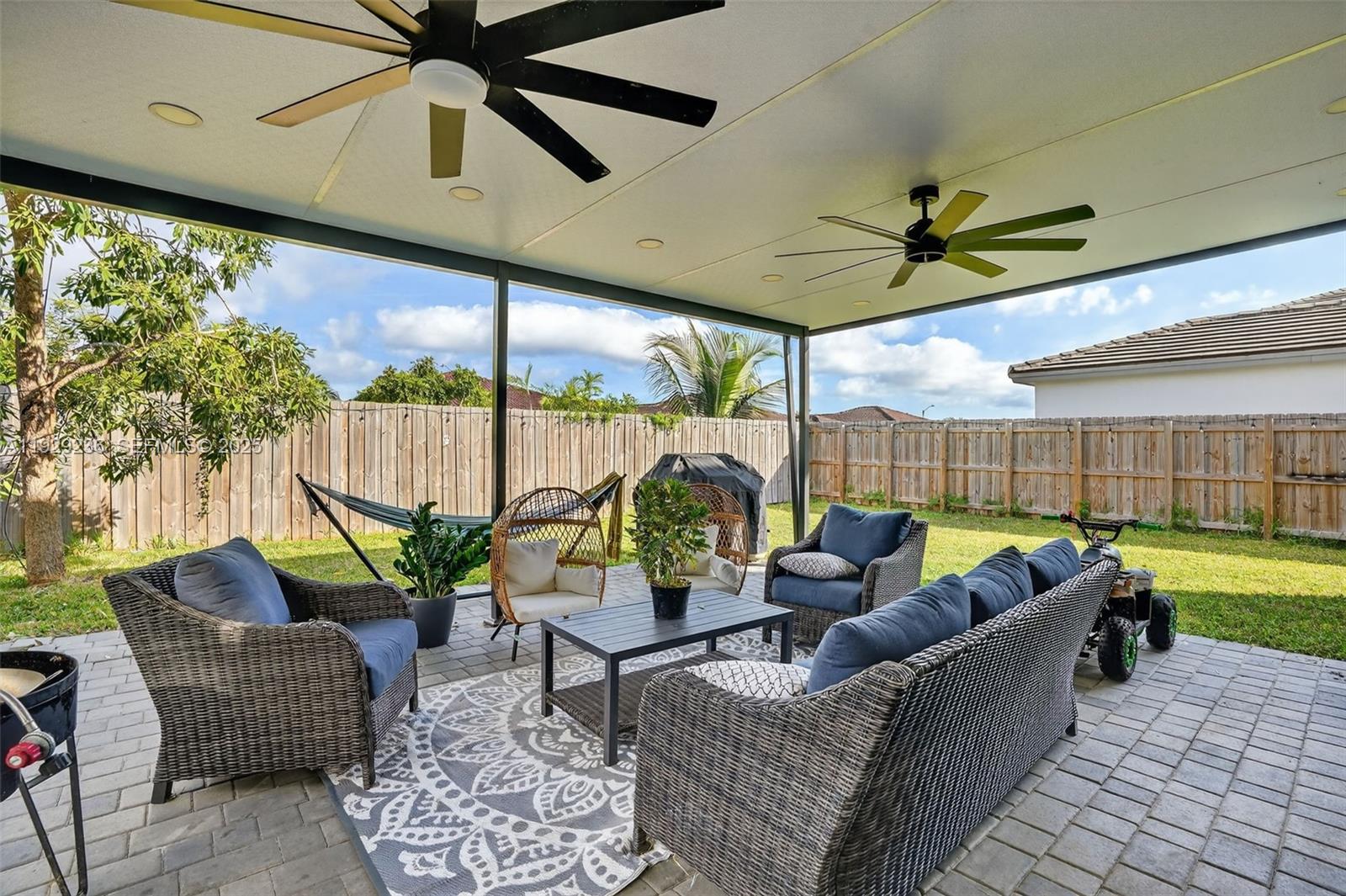 PINE ISLE - Residential