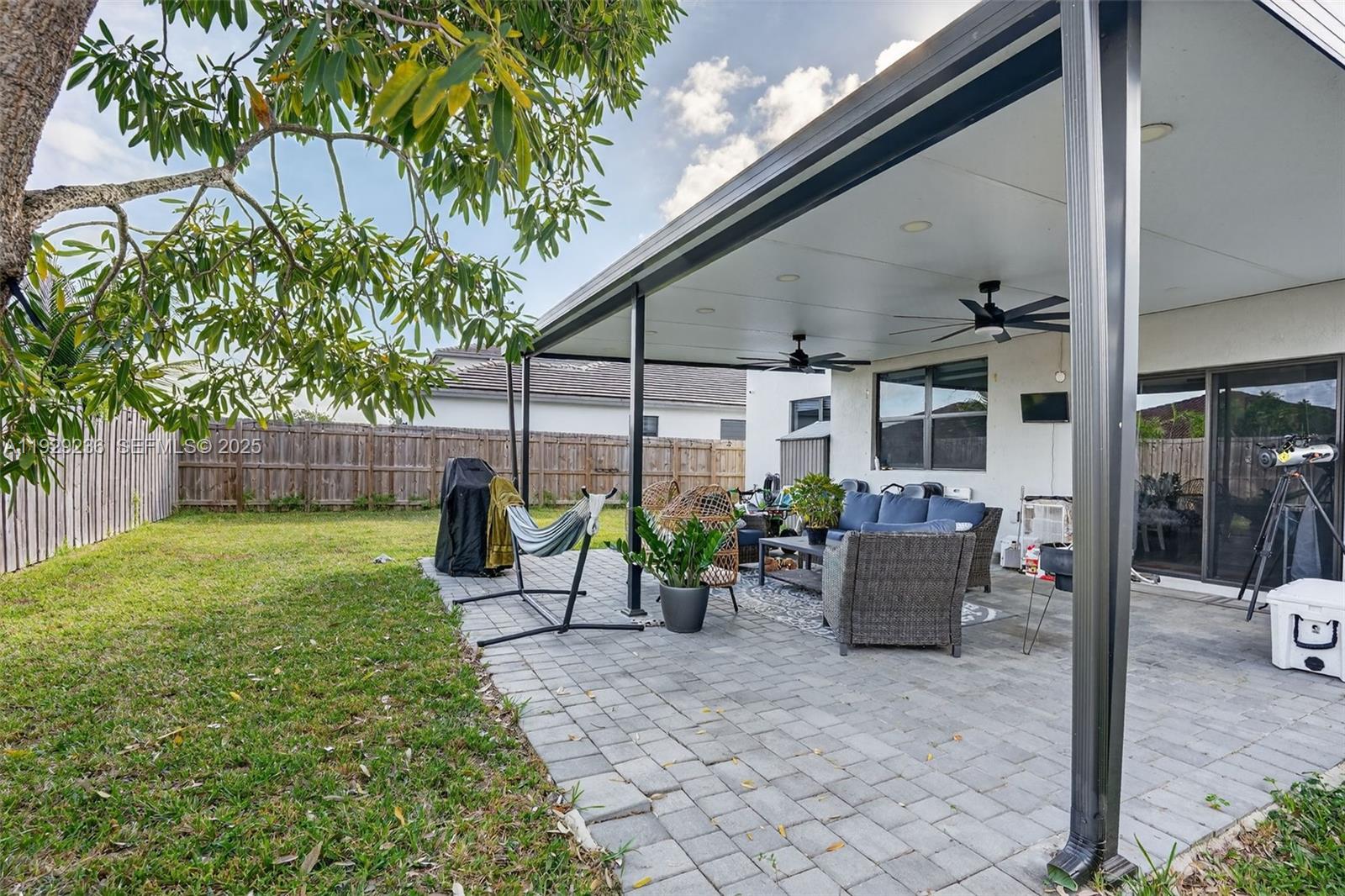 PINE ISLE - Residential