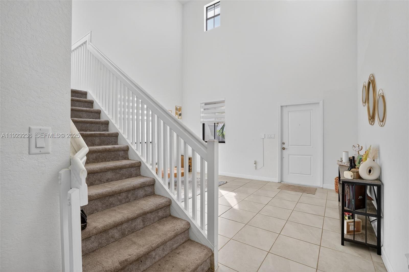 PINE ISLE - Residential