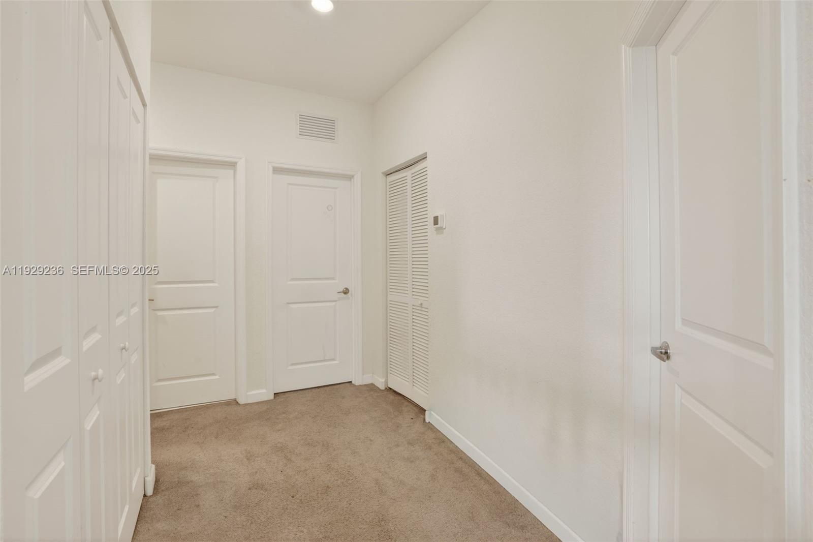 PINE ISLE - Residential