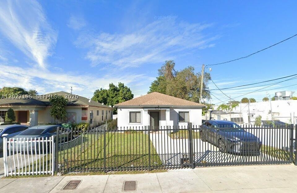 2221 NW 57th St