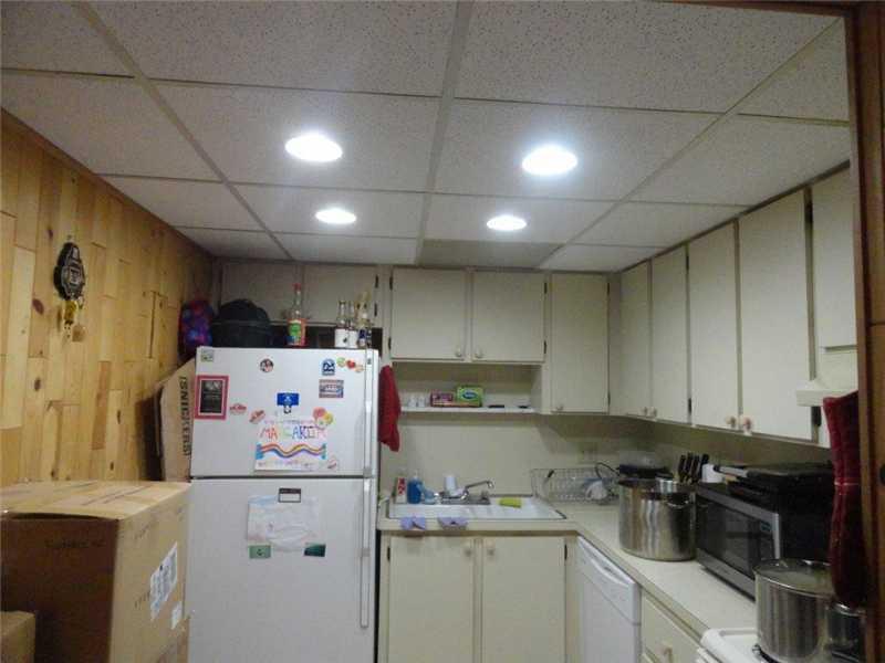 CASA BLANCA CONDO - Residential Lease