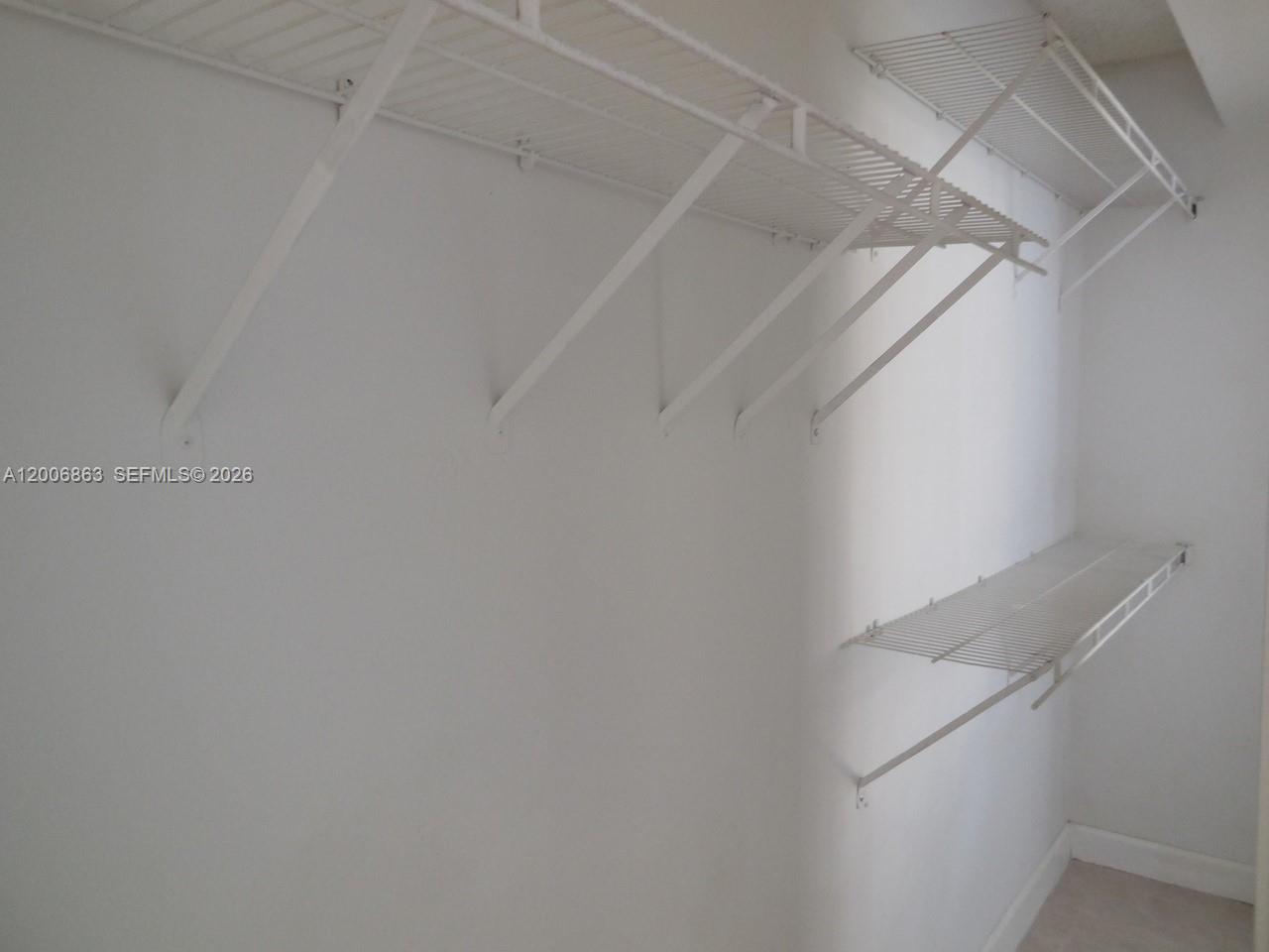 MILANO CONDO - Residential