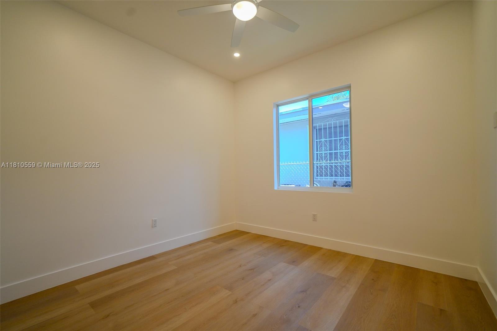 GLENROYAL SUB - Residential