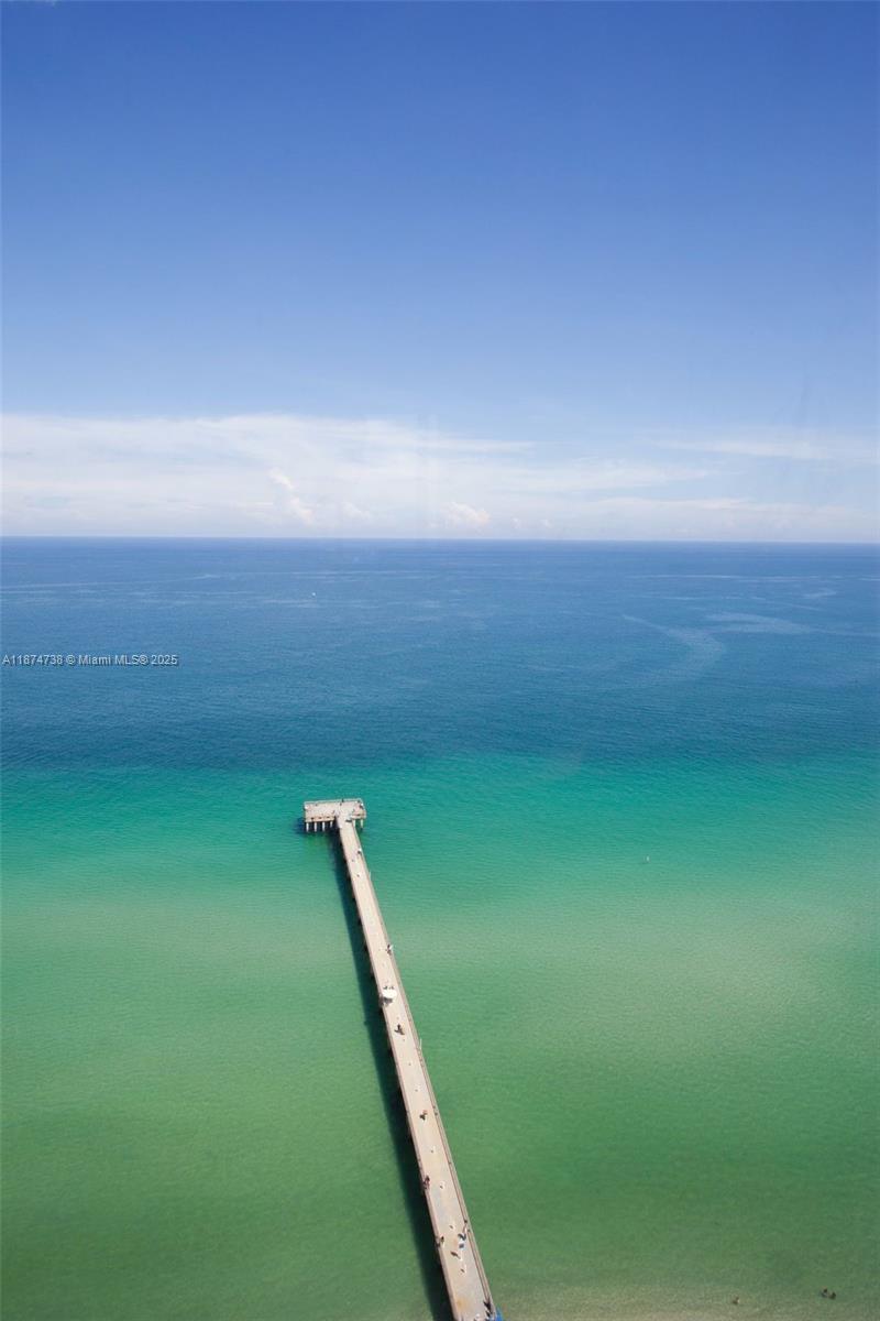 LA PERLA CONDO - Residential