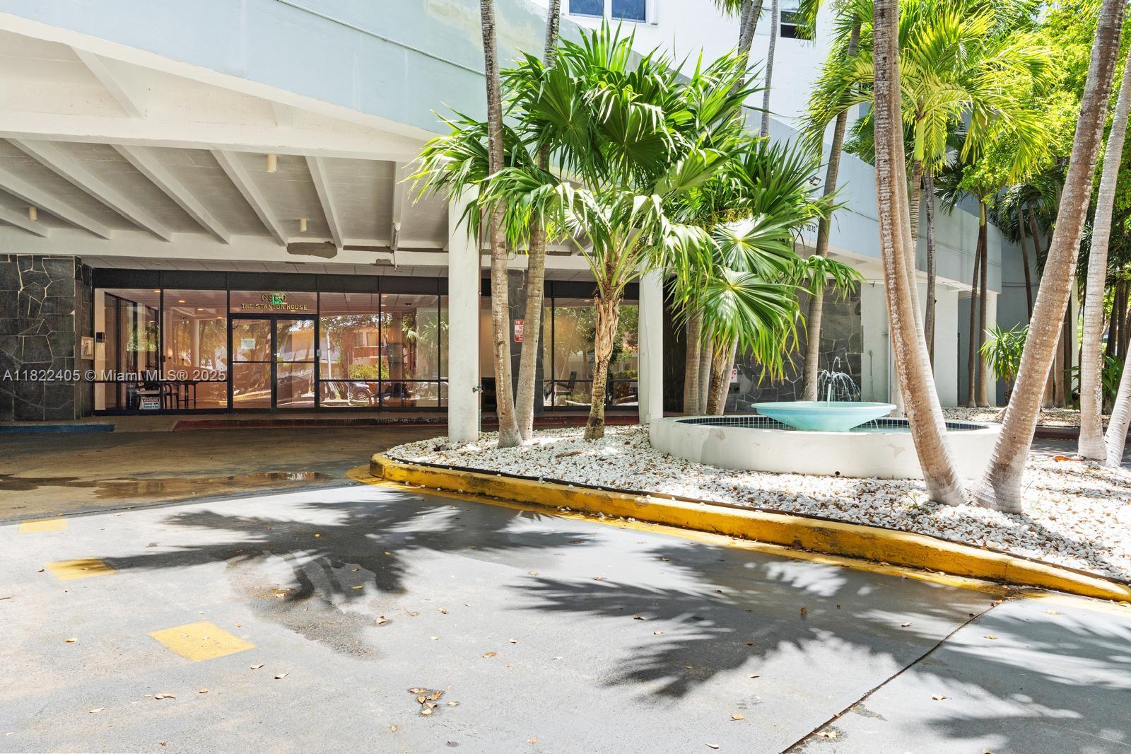 STANTON HOUSE CONDO - Residential