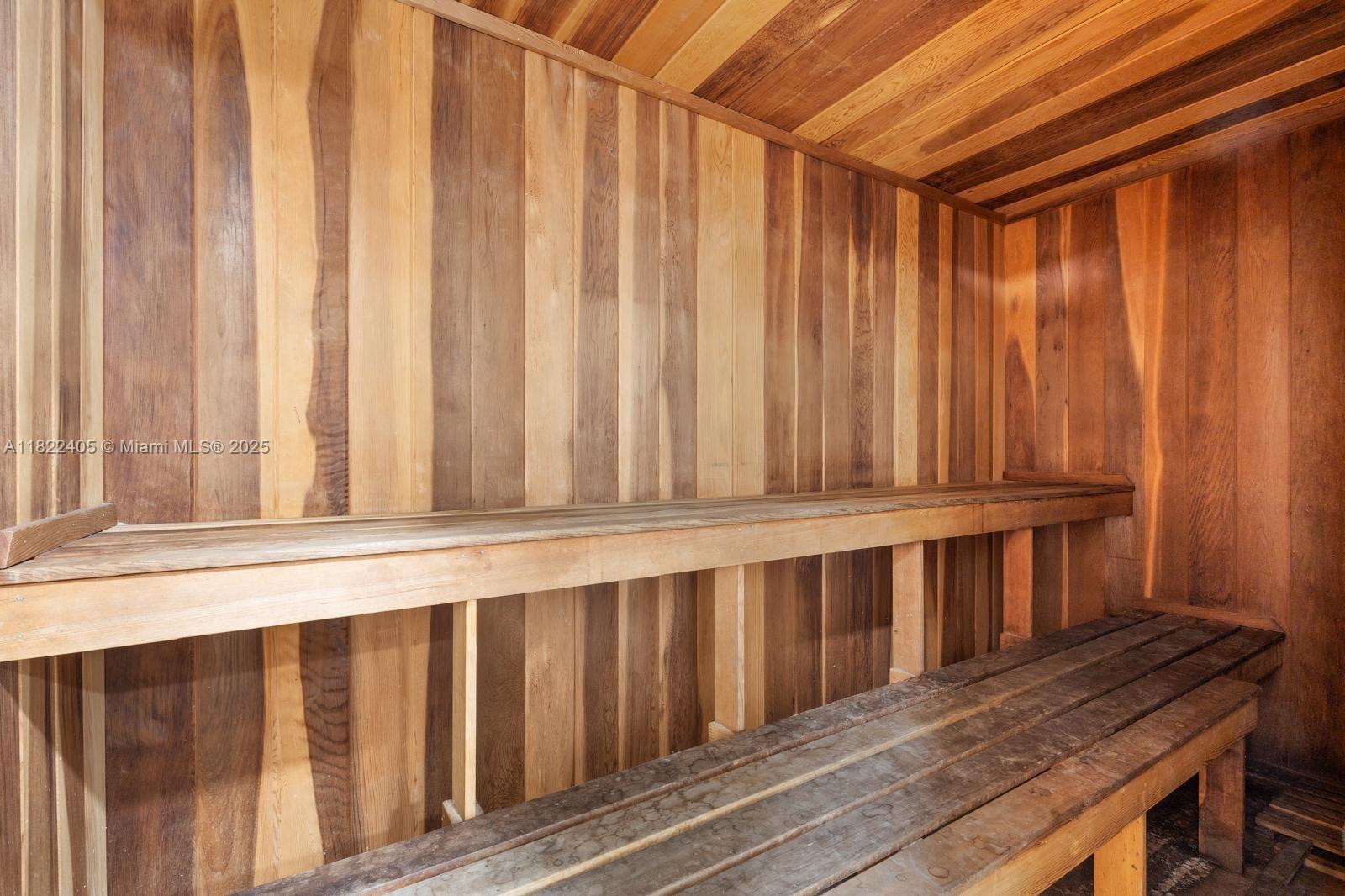 STANTON HOUSE CONDO - Residential