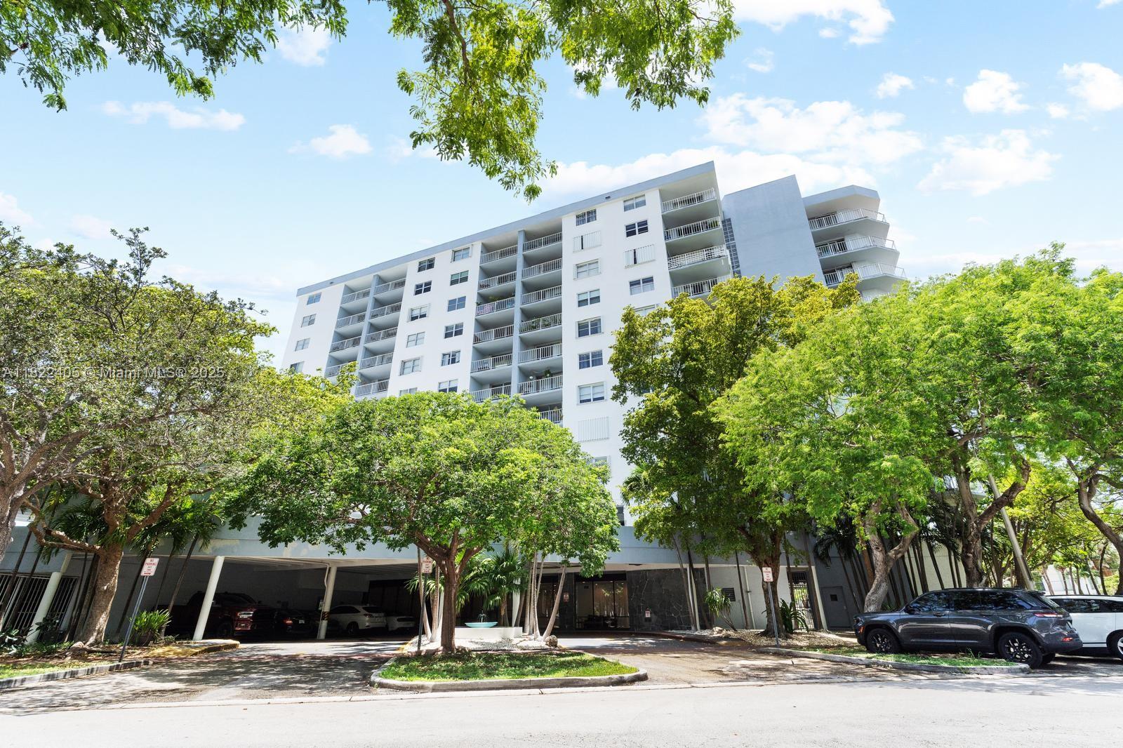 STANTON HOUSE CONDO - Residential