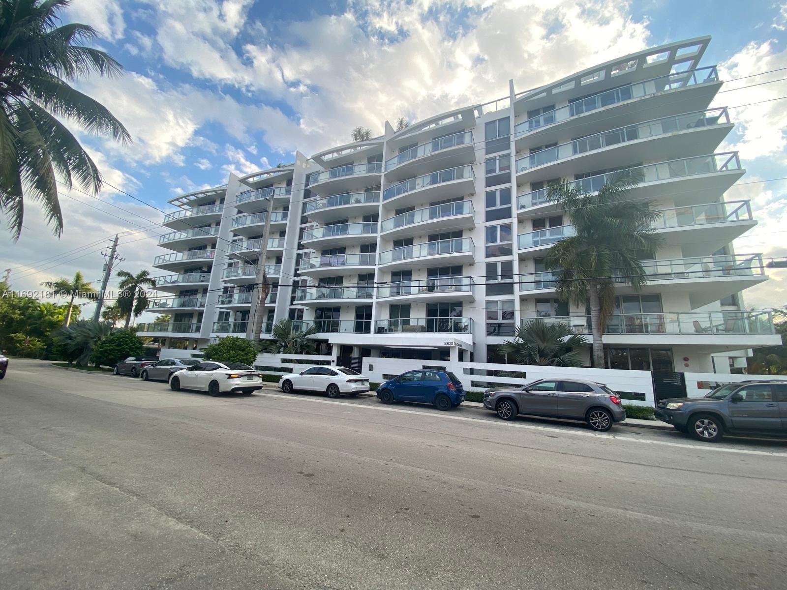 13800 Highland Dr 406, North Miami Beach, Miami-Dade County, Florida - 2 Bedrooms  
2 Bathrooms - 