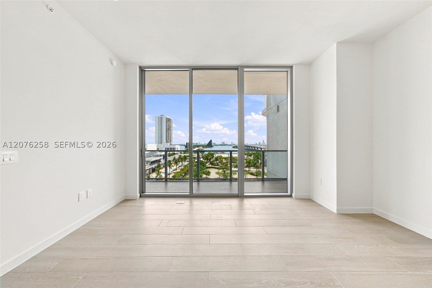 1400 Biscayne Blvd 708