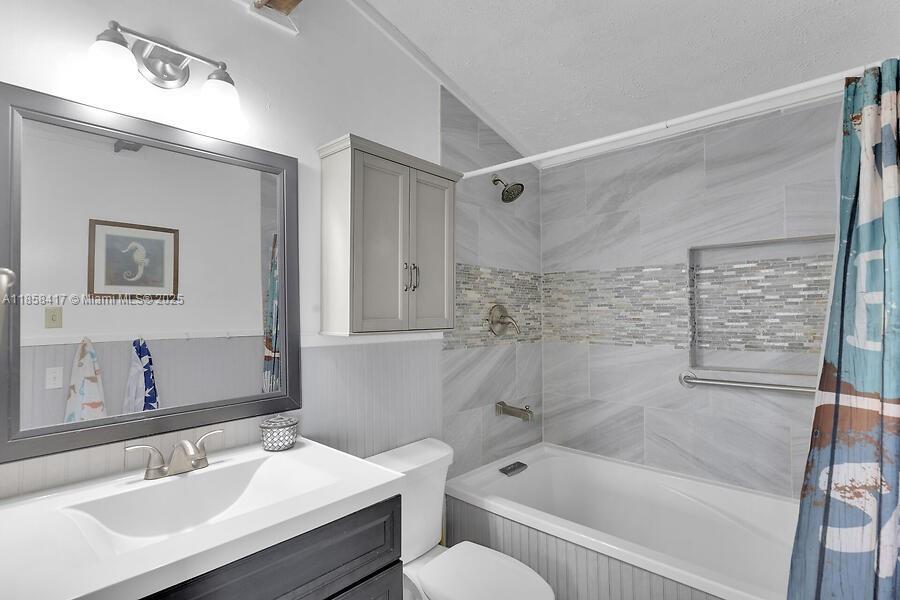 VACATION HARBOR - Residential