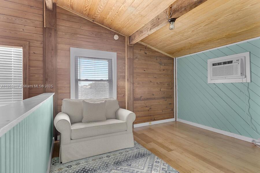 VACATION HARBOR - Residential