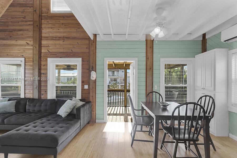 VACATION HARBOR - Residential