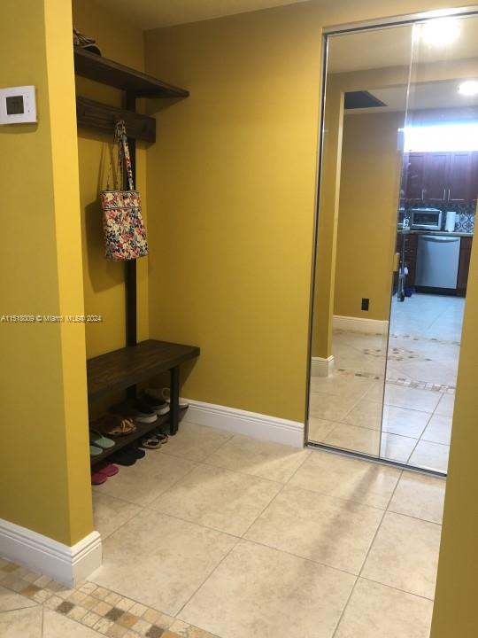 OLYMPUS CONDO PHASE - Residential