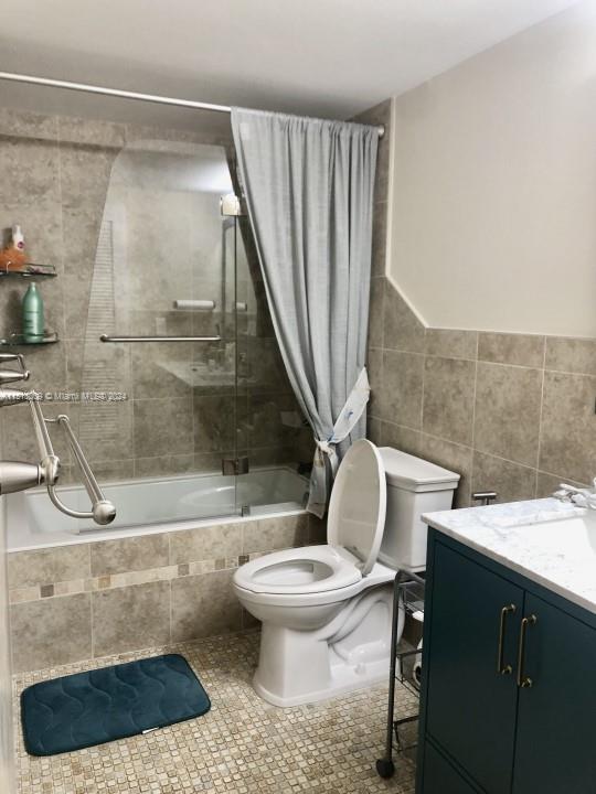 OLYMPUS CONDO PHASE - Residential