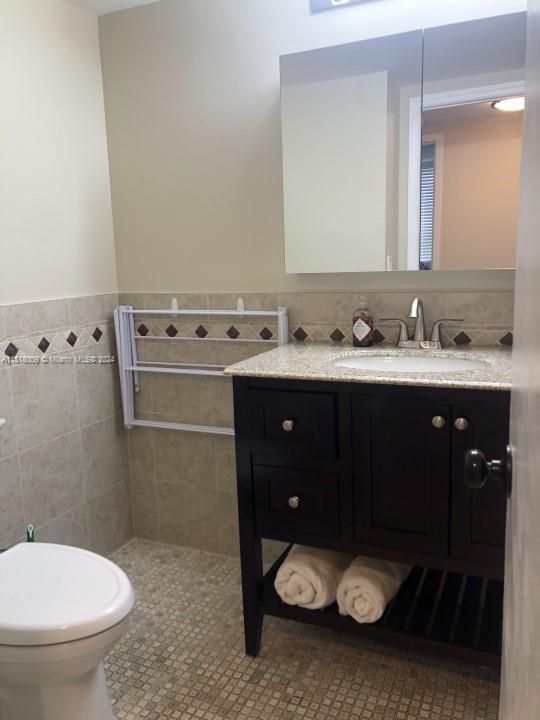 OLYMPUS CONDO PHASE - Residential