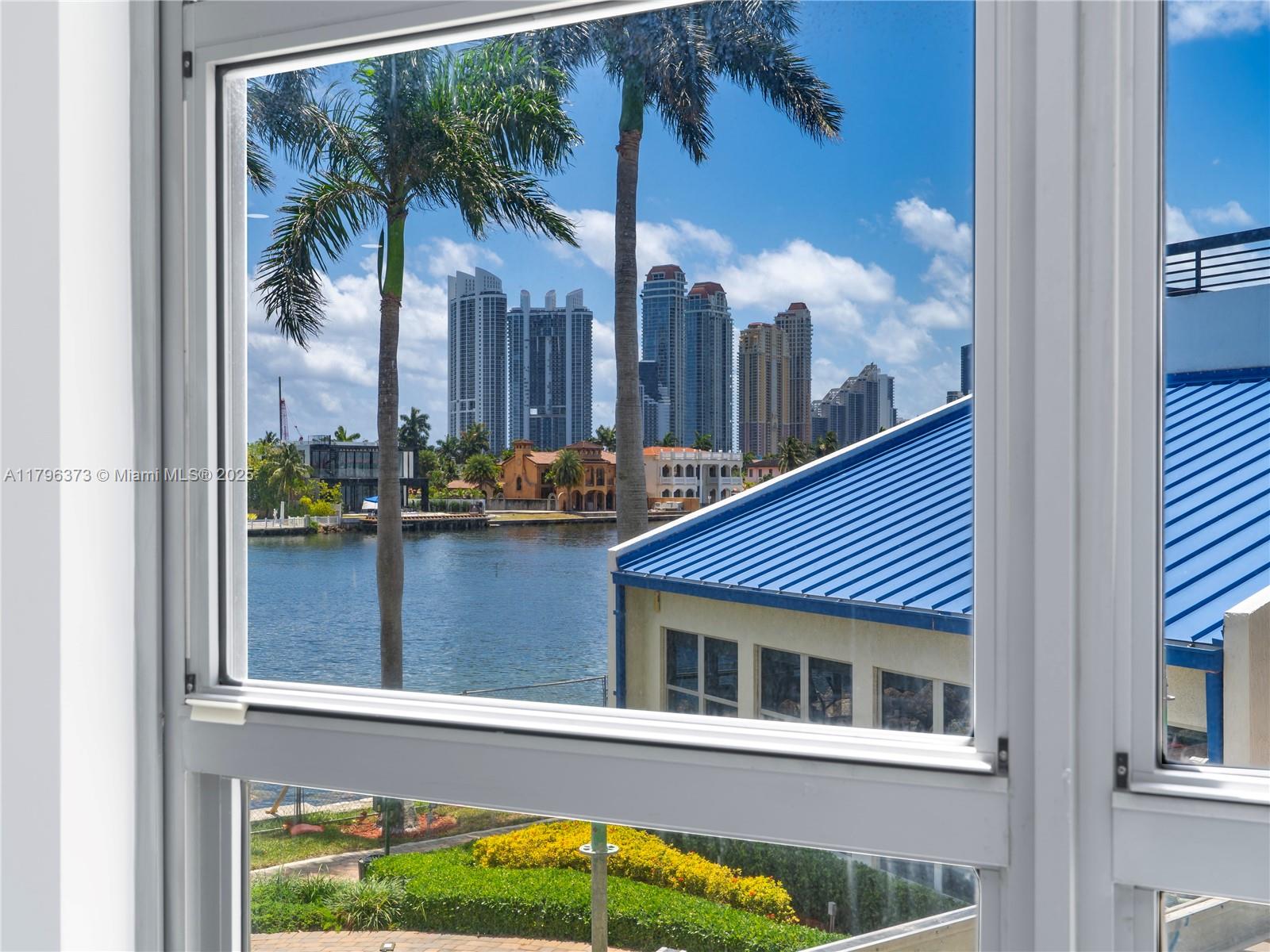 MYSTIC POINTE CONDO NO TW - Residential