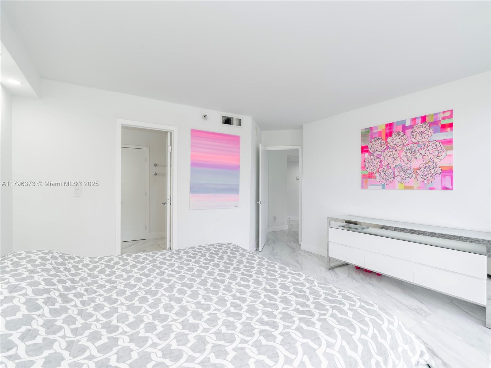 MYSTIC POINTE CONDO NO TW - Residential