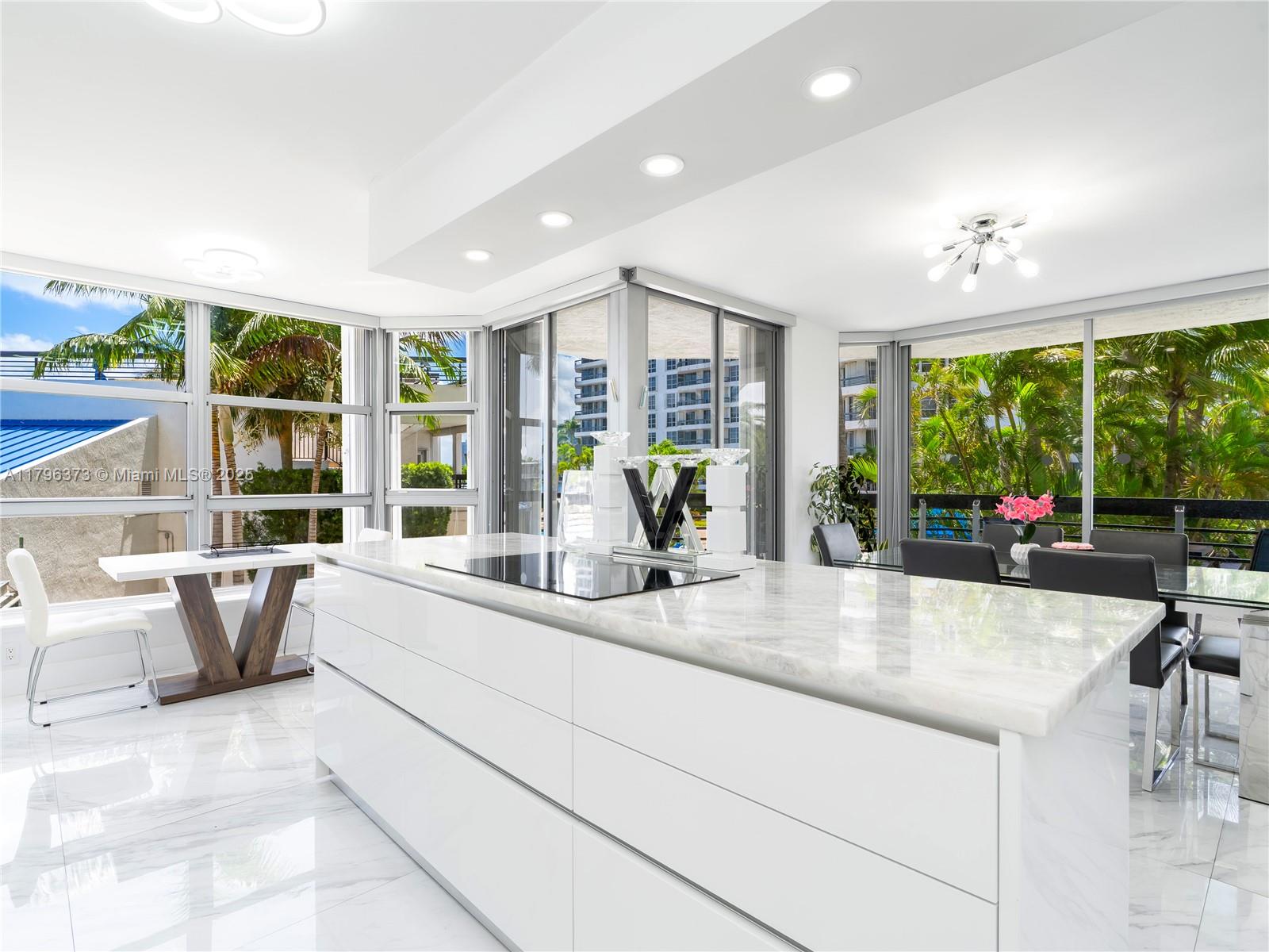 MYSTIC POINTE CONDO NO TW - Residential