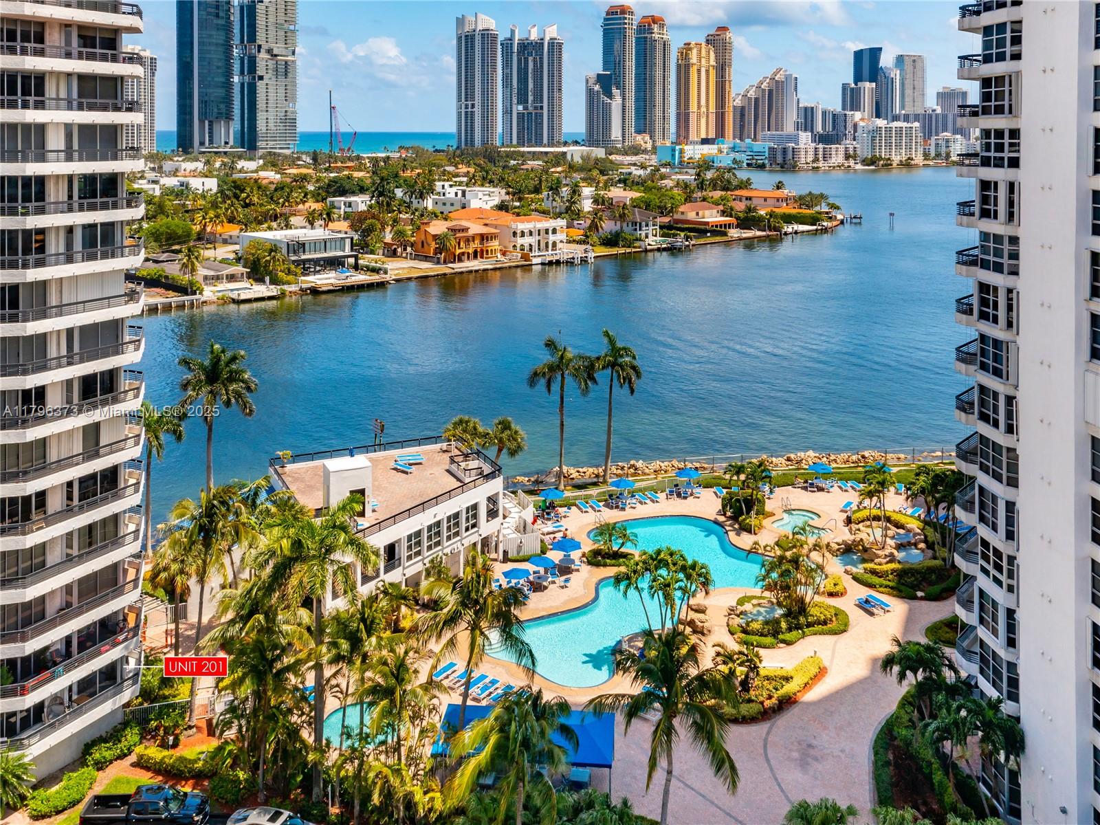 MYSTIC POINTE CONDO NO TW - Residential