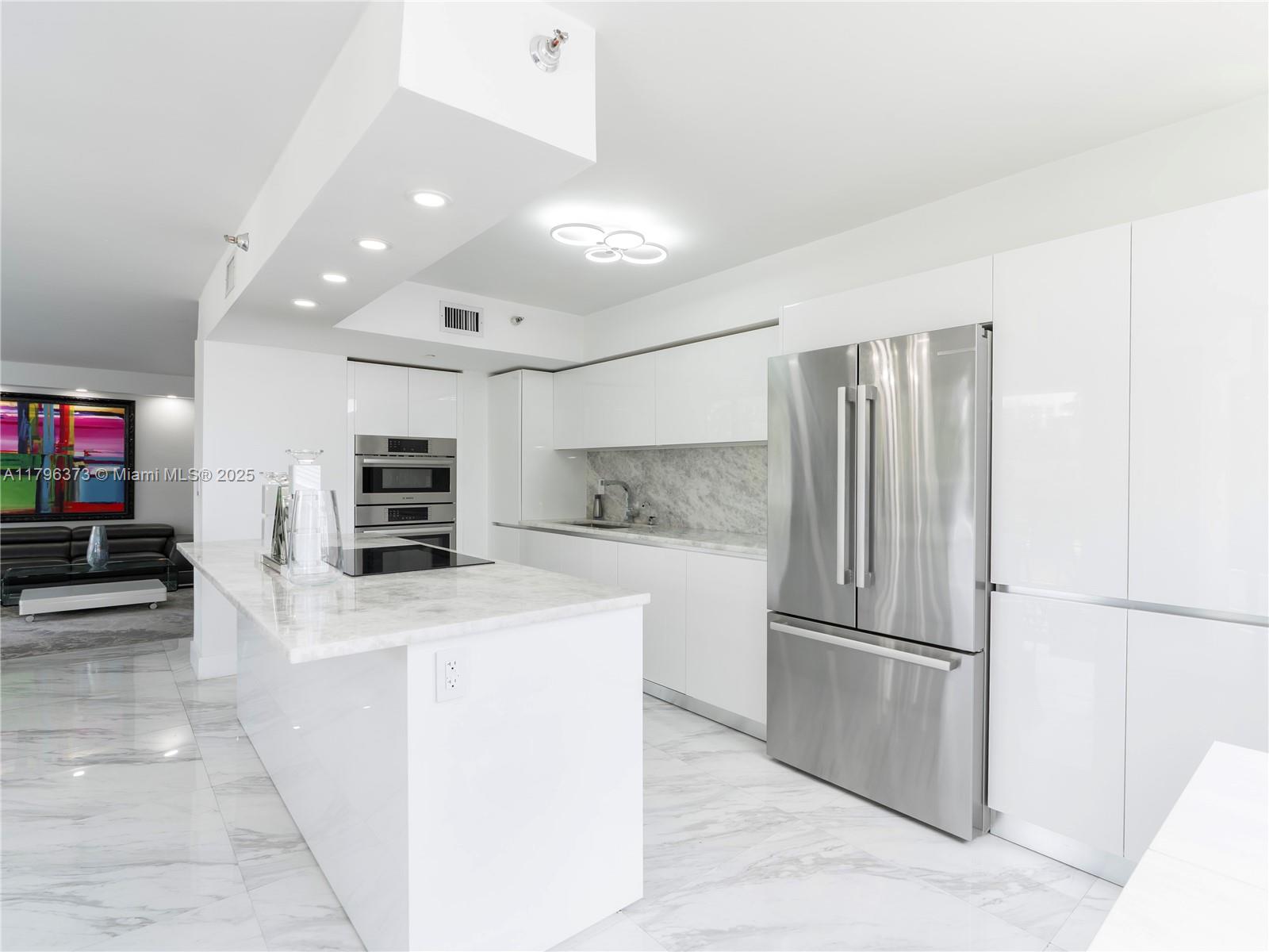 MYSTIC POINTE CONDO NO TW - Residential