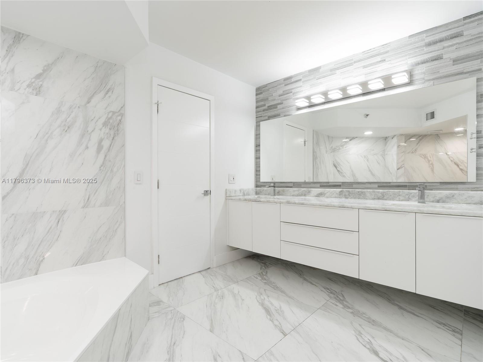 MYSTIC POINTE CONDO NO TW - Residential