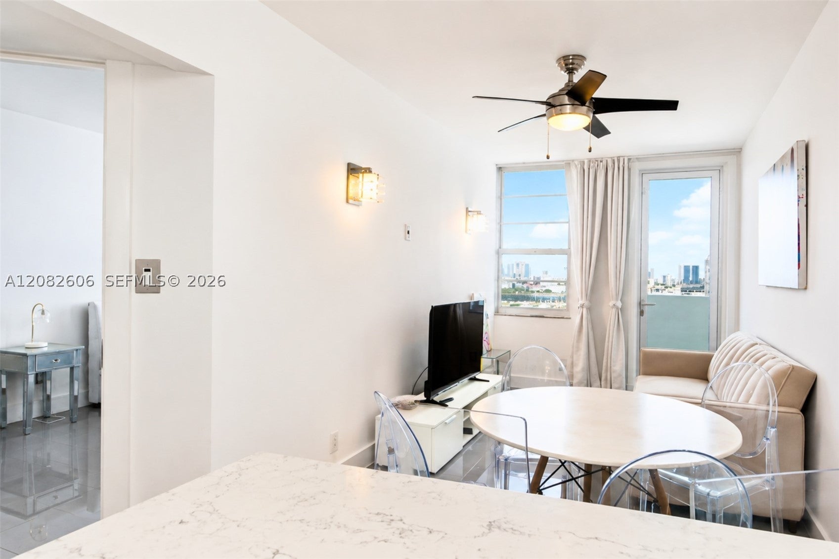 100 Lincoln Rd 1420