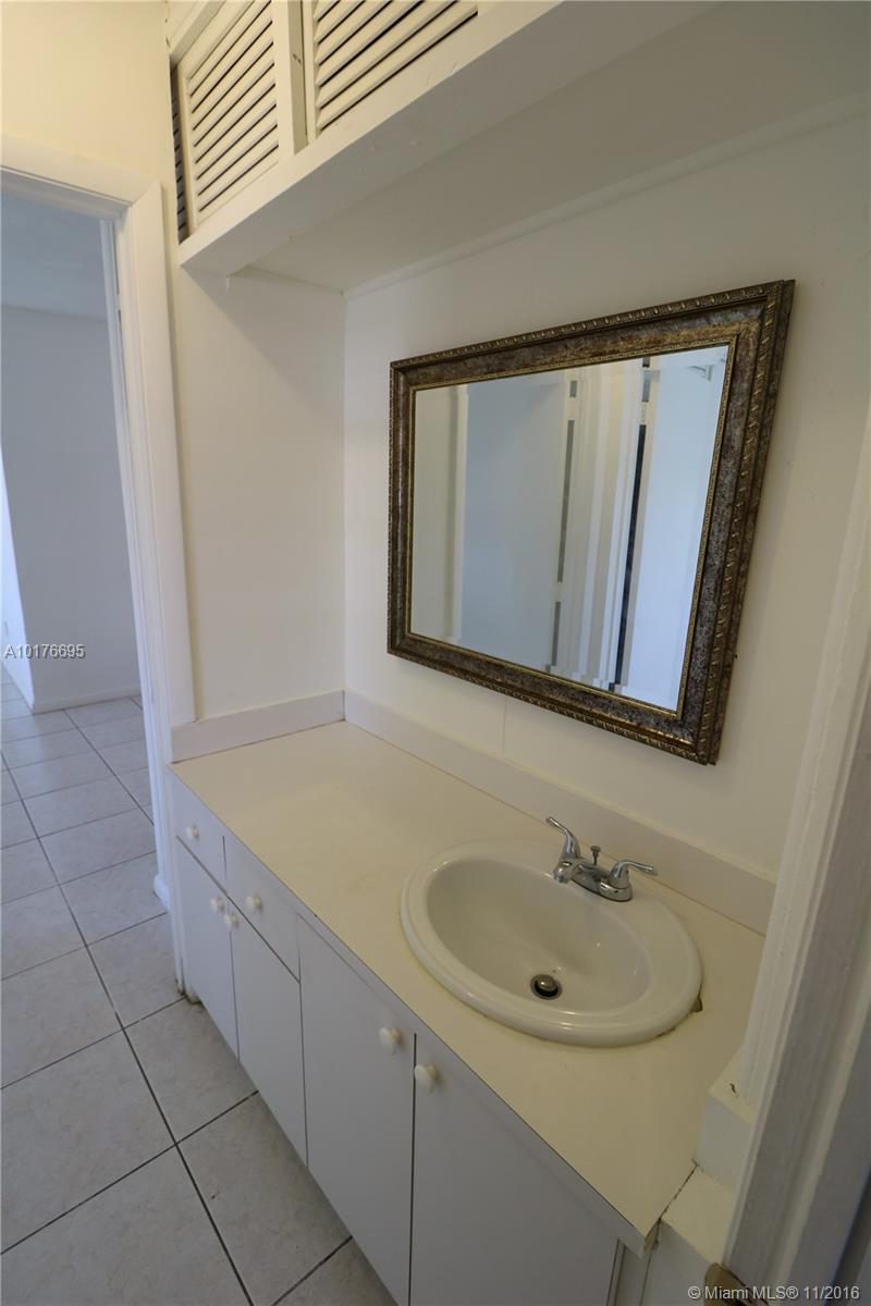 Richmond Heights Estates - Residential Lease