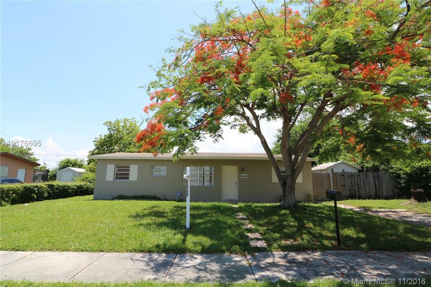 Excellent 4 bedroom, 2 bathroom single family home. Features include: tile floors throughout the home, fenced yard perfect for entertaining friends and family, a new roof, in overall great condition. Call for a showing today.