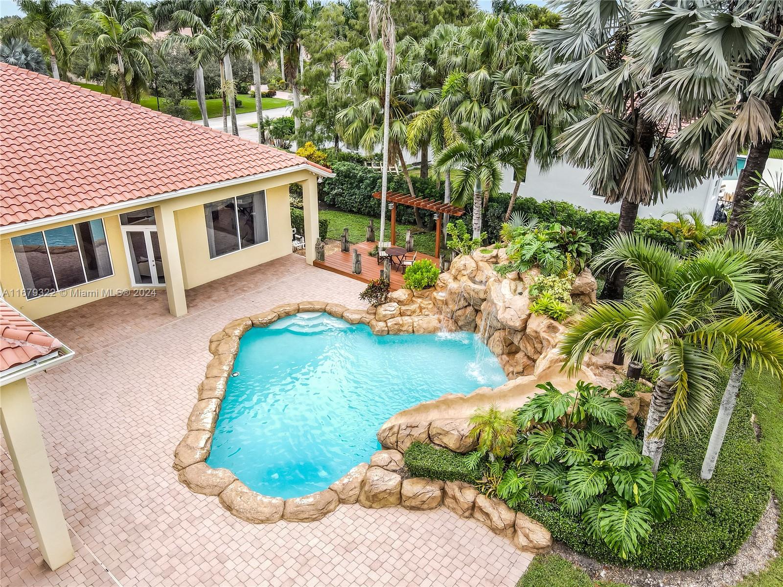 KAPOK GROVE ESTATES - Residential