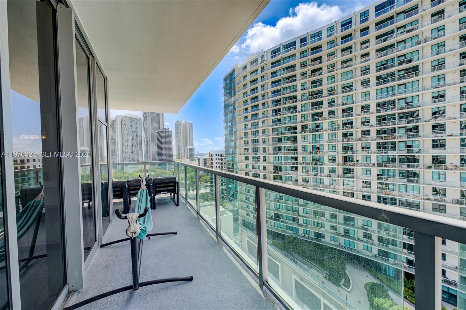 3301 NE 1st Ave H1402