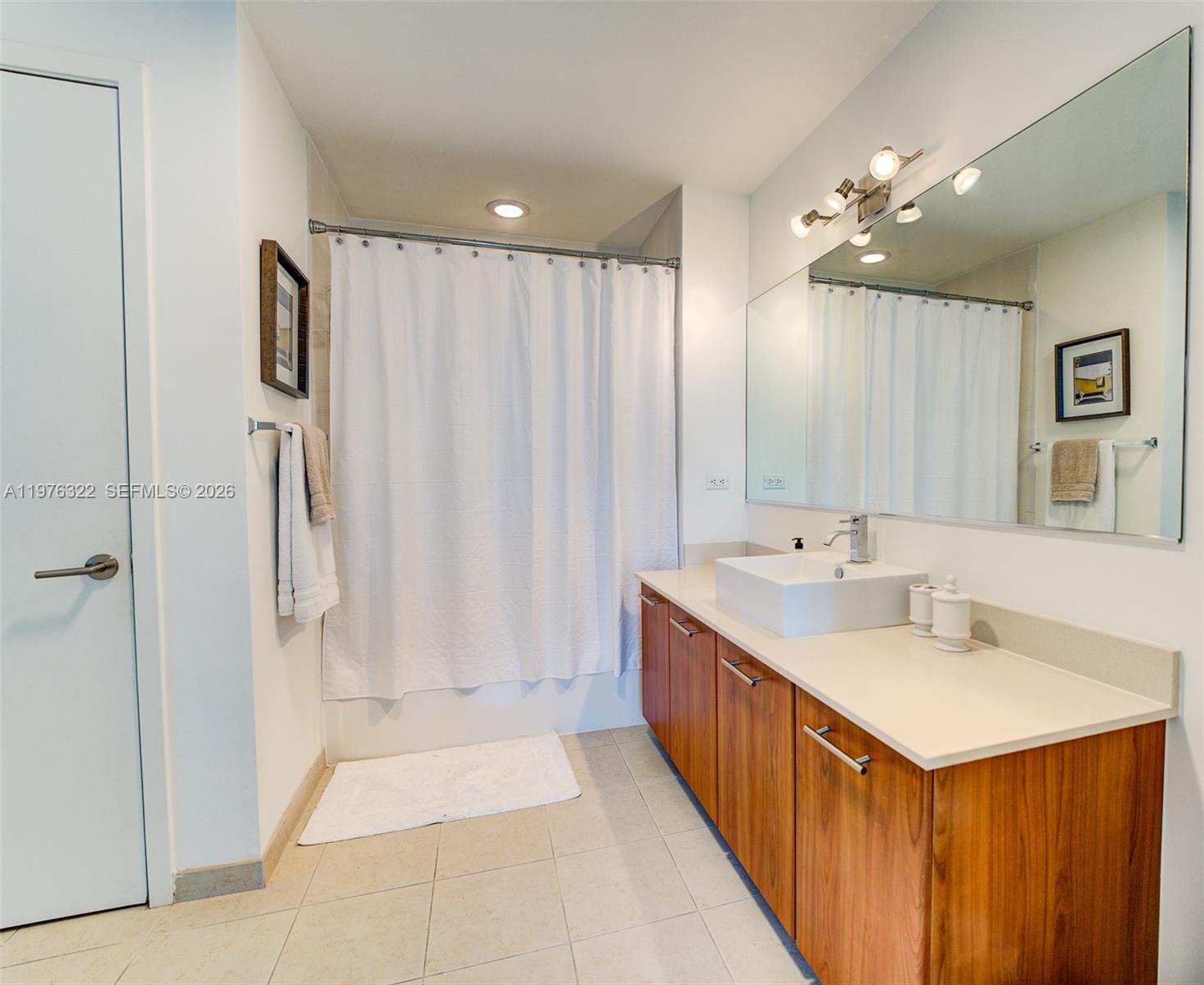 FOUR MIDTOWN MIAMI CONDO - Residential