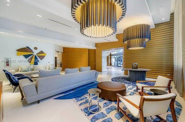 FOUR MIDTOWN MIAMI CONDO - Residential