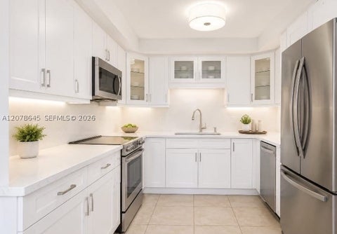 Photo of 3800 S Ocean Dr #605, Hollywood, FL 33019 (MLS # A12078645)