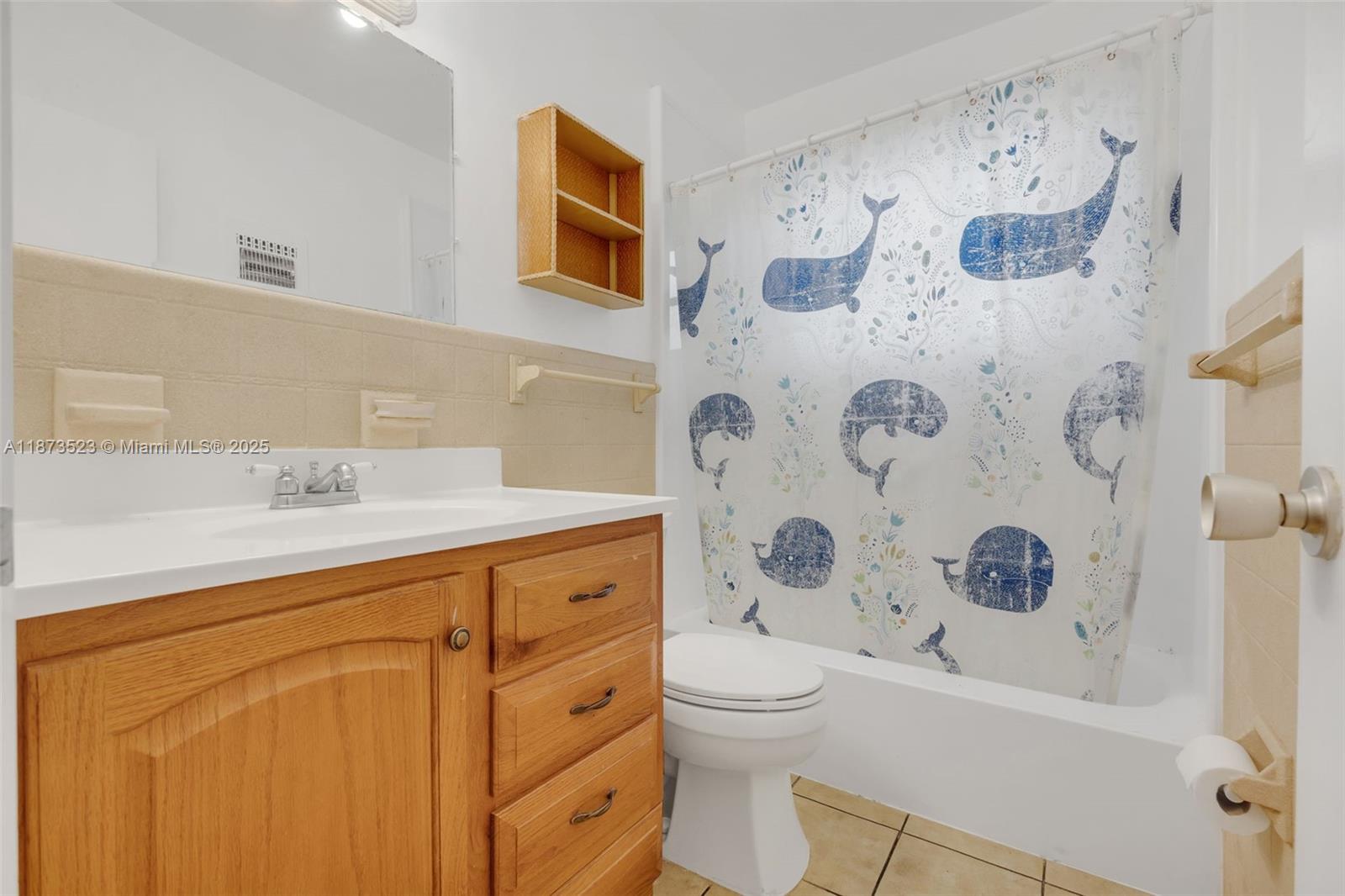 NORTH ANDREWS GARDENS FIR - Residential