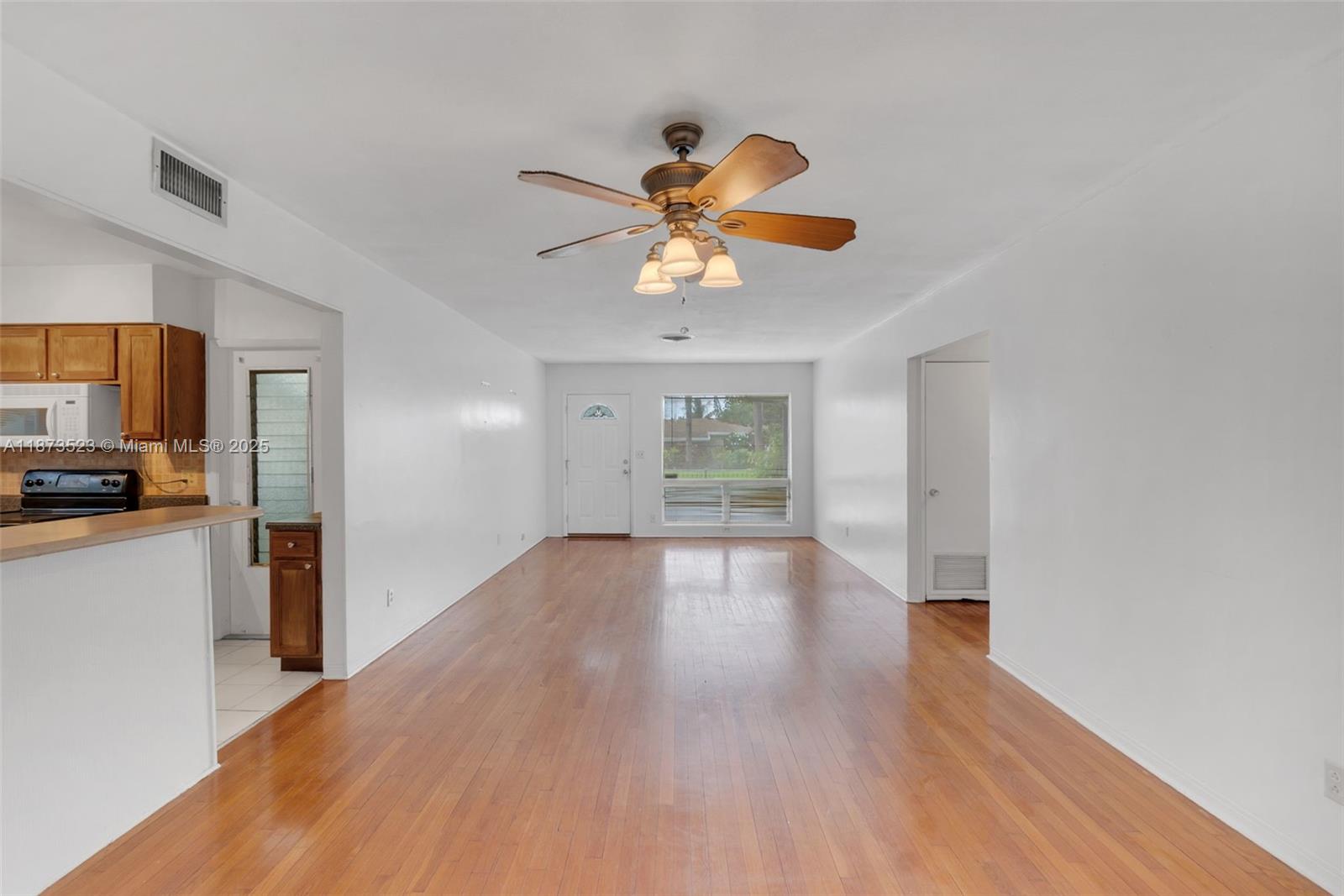 NORTH ANDREWS GARDENS FIR - Residential