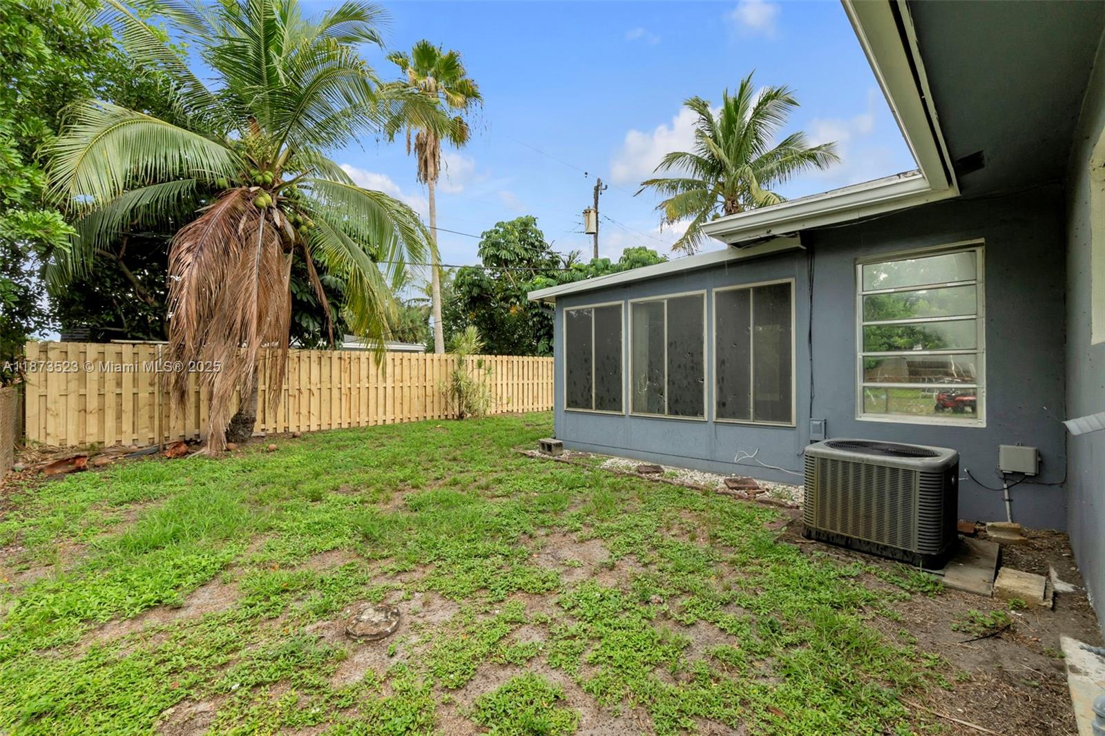 NORTH ANDREWS GARDENS FIR - Residential