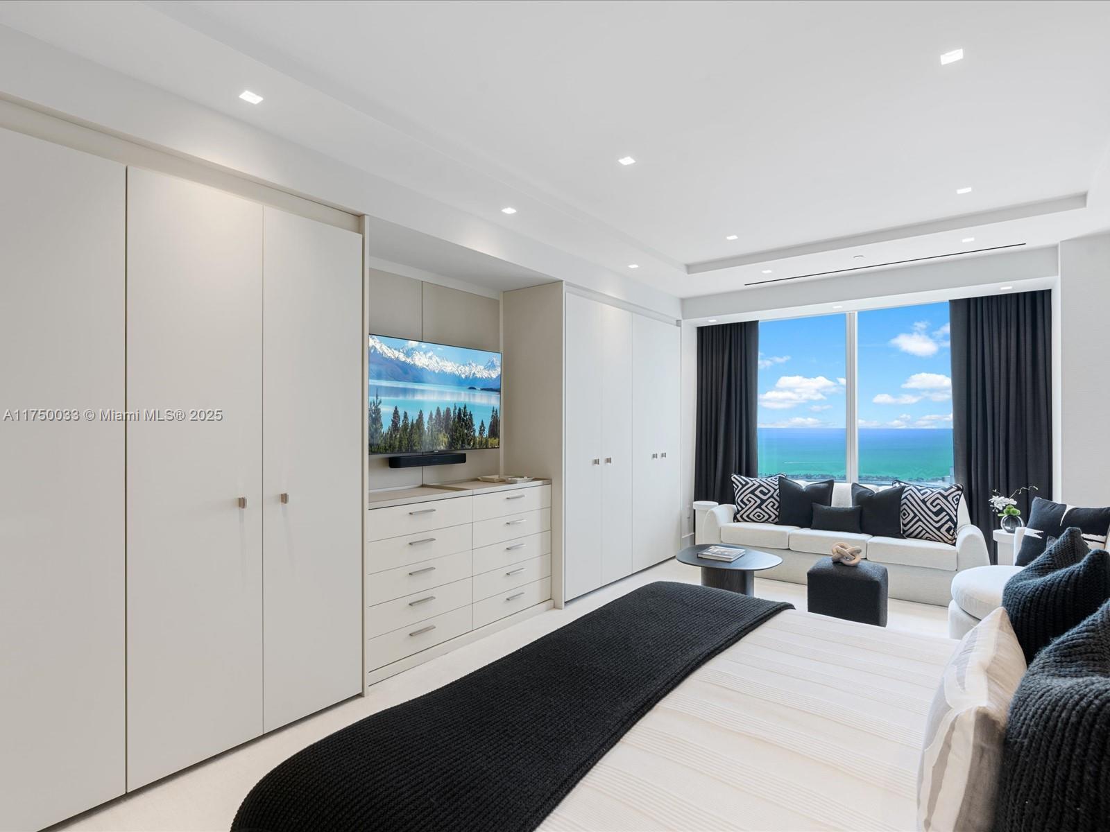 MILLENNIUM TOWER RESIDENC - Residential