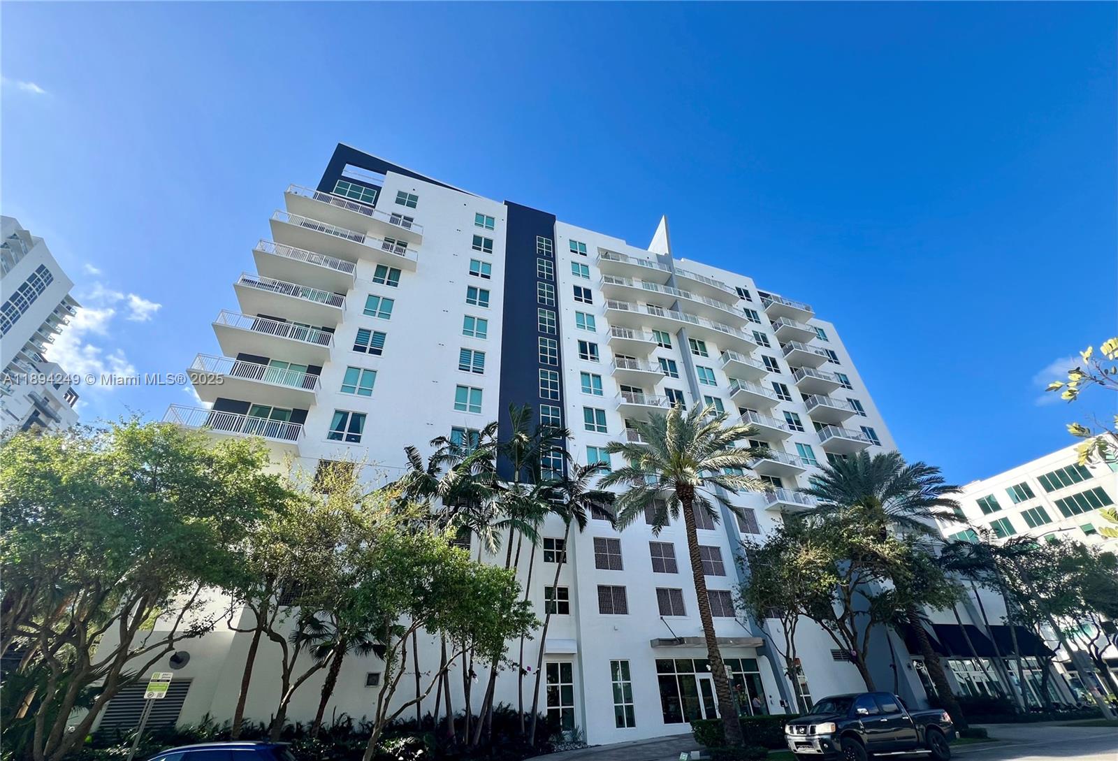UPTOWN LOFTS CONDO - Residential